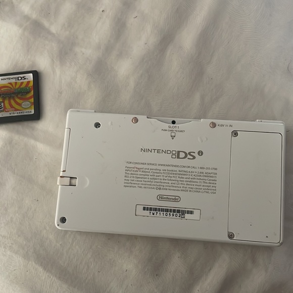Nitendo dsi - Picture 2 of 2